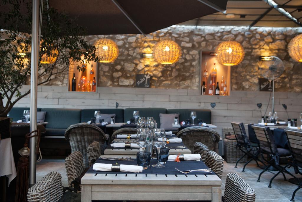 L'Auberge De L'Aubergine Eygalières Kültér fotó