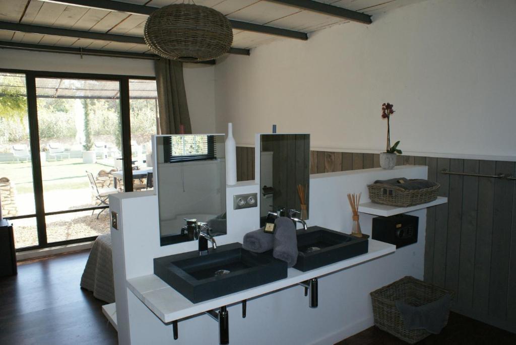 L'Auberge De L'Aubergine Eygalières Kültér fotó