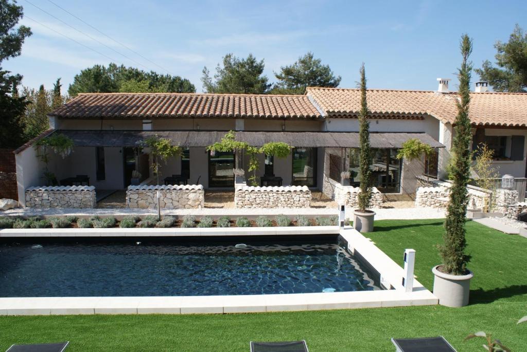 L'Auberge De L'Aubergine Eygalières Kültér fotó