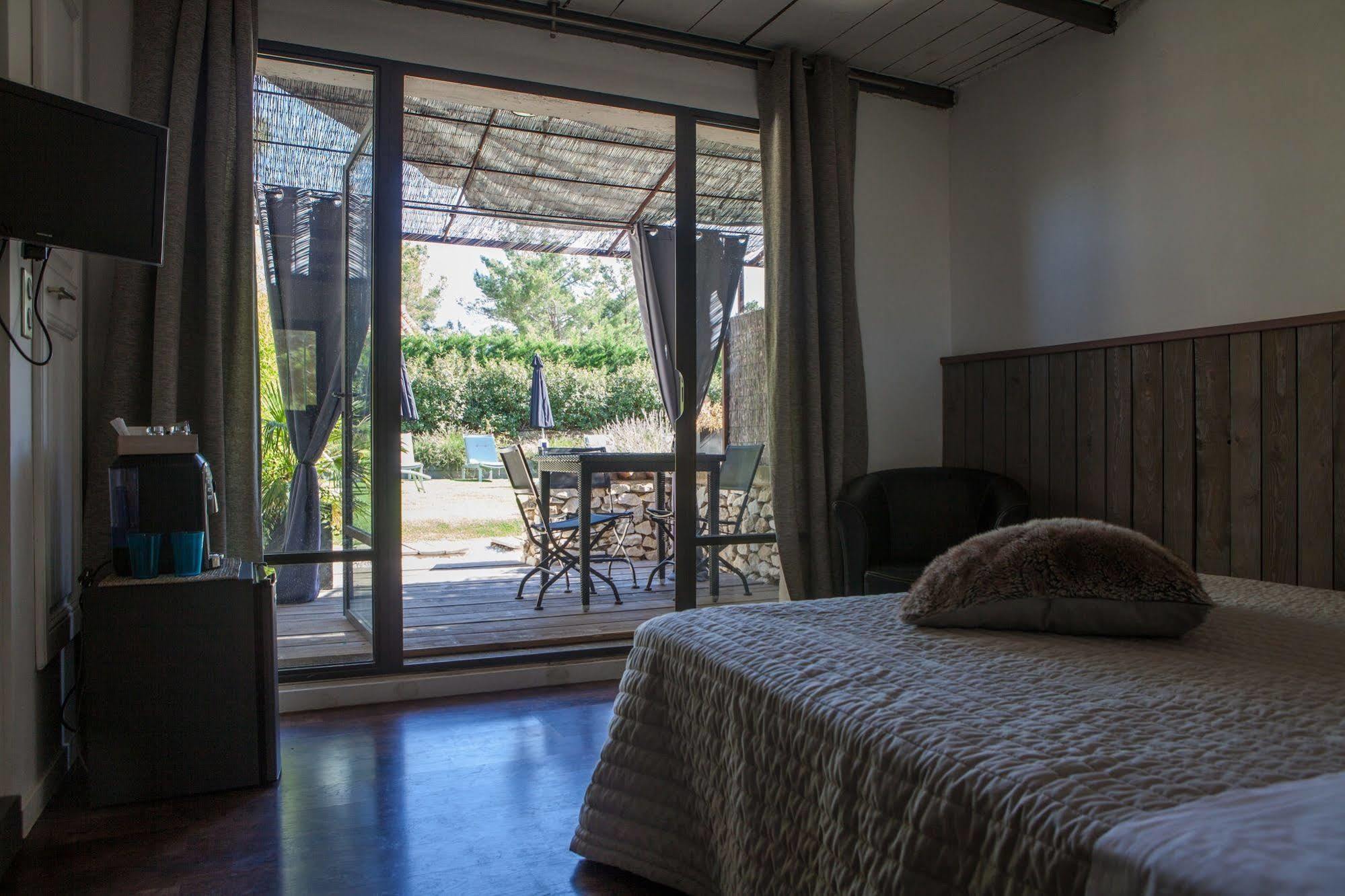 L'Auberge De L'Aubergine Eygalières Kültér fotó