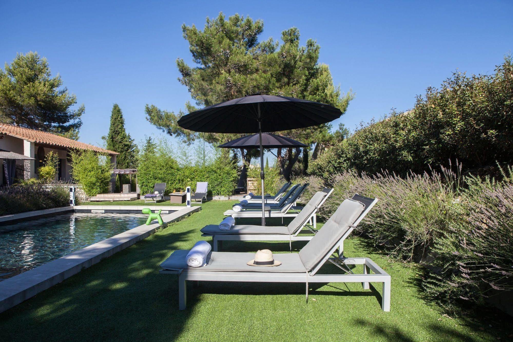 L'Auberge De L'Aubergine Eygalières Kültér fotó